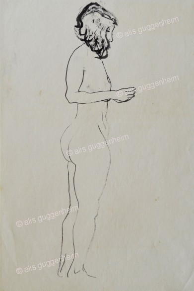 Weiblicher Akt stehend im Profil