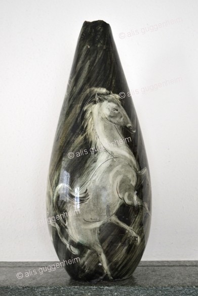 Vase mit Pferden