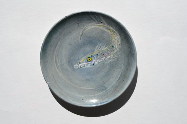 Teller mit Fisch Motiv