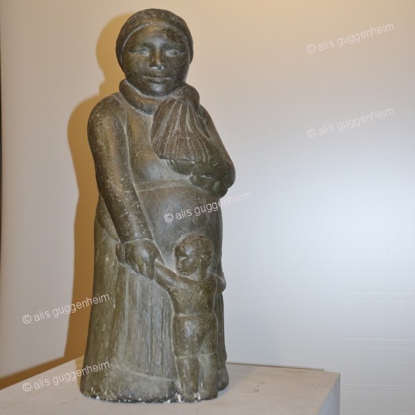 Mutter mit drei Kindern