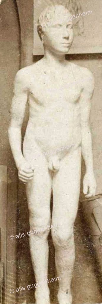 825